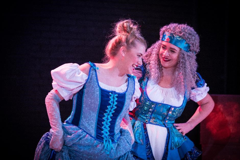 0600 low res Bedfordshire Youth Opera